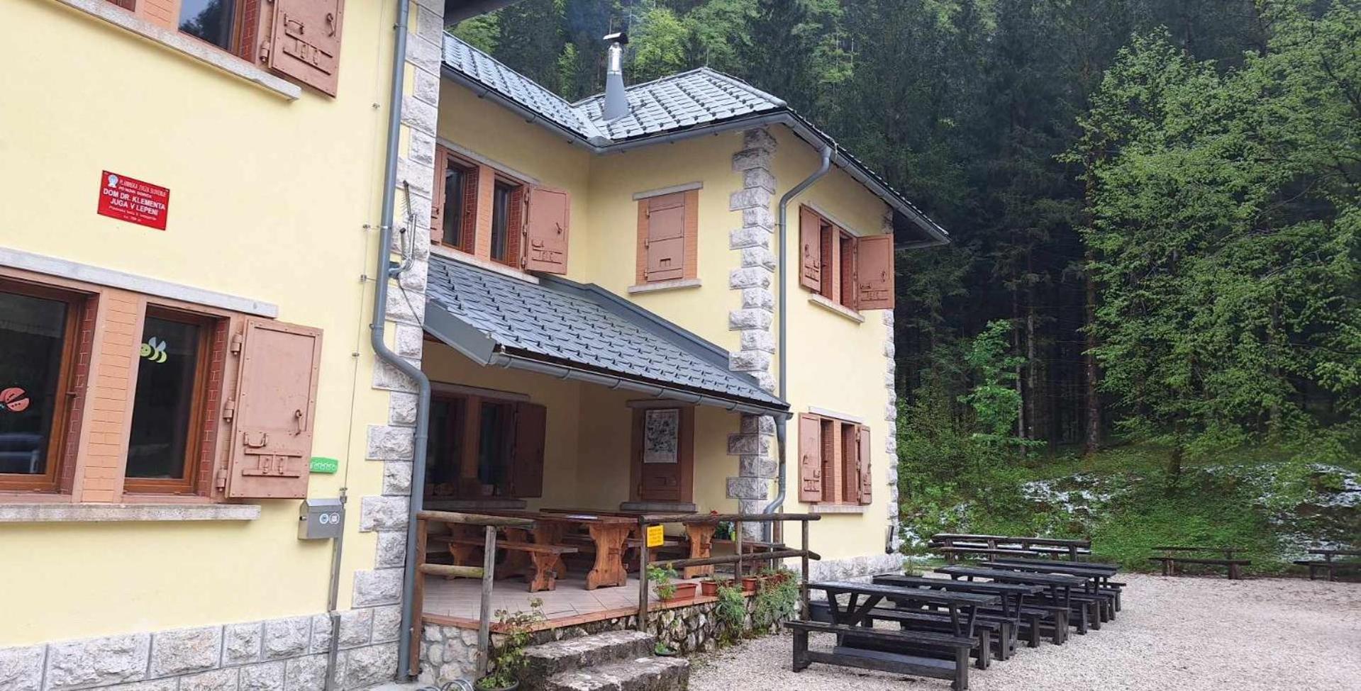 Hotel Dom Klementa Juga Lepena Esterno foto