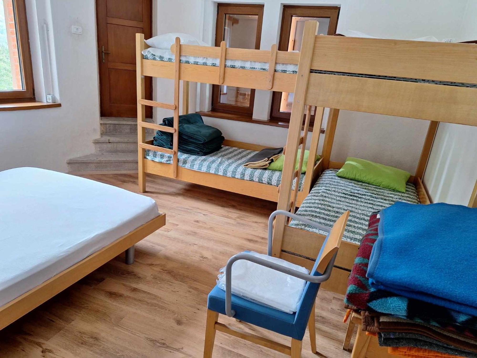 Hotel Dom Klementa Juga Lepena Esterno foto