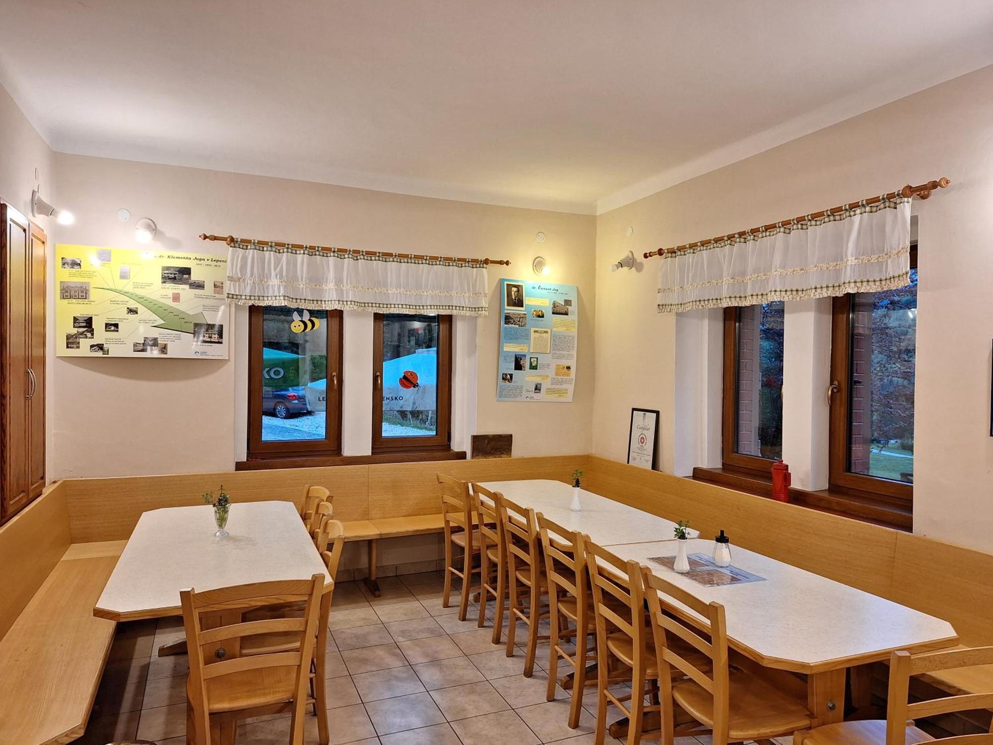 Hotel Dom Klementa Juga Lepena Esterno foto